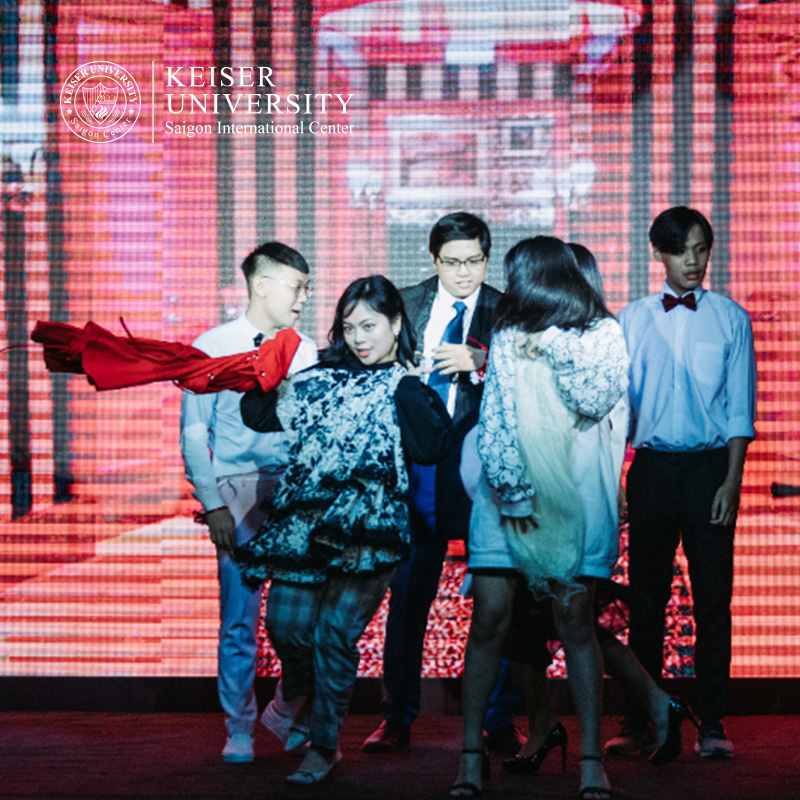 Prom Đại học Broward Việt Nam
